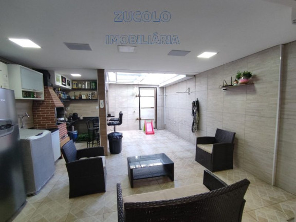 Casa com 3 Quartos à Venda, 180 m²
