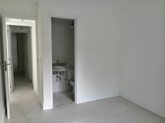 Imagem Apartamento com 3 Quartos à Venda, 117 m² em Tijuca - Rio De Janeiro Imagem Apartamento com 3 Quartos à Venda, 117 m² em Tijuca - Rio De Janeiro