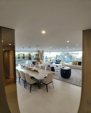 Imagem Imóvel com 3 Quartos à Venda, 221 m² em Moema - São Paulo Imagem Imóvel com 3 Quartos à Venda, 221 m² em Moema - São Paulo