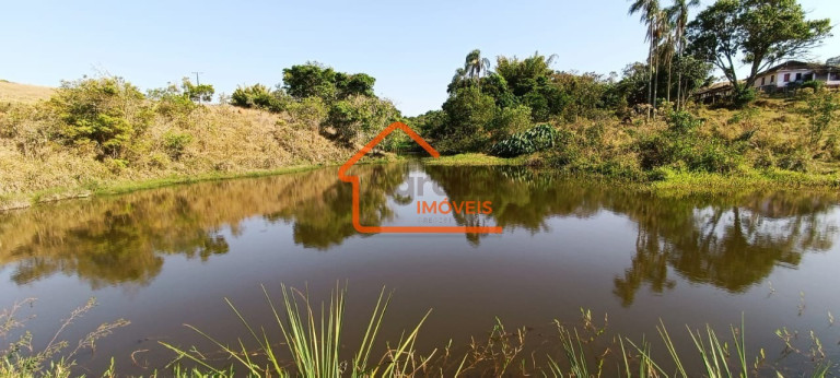 Imagem Imóvel com 3 Quartos à Venda, 300 m² em Alfenas - Alfenas Imagem Imóvel com 3 Quartos à Venda, 300 m² em Alfenas - Alfenas