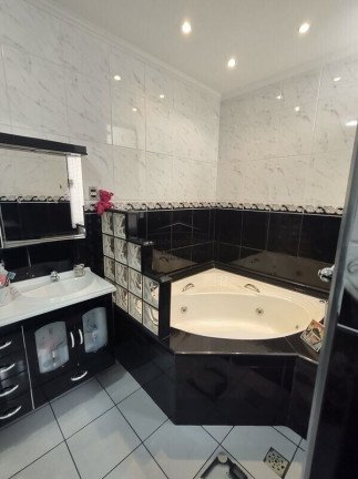 Imagem Sobrado com 3 Quartos à Venda, 253 m² em Jardim Bela Vista - Guaratinguetá Imagem Sobrado com 3 Quartos à Venda, 253 m² em Jardim Bela Vista - Guaratinguetá