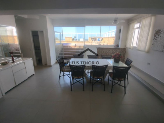 Imagem Cobertura com 3 Quartos à Venda, 280 m²