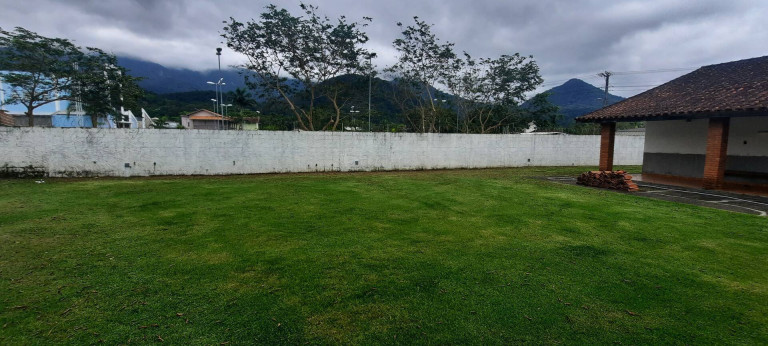 Imagem Casa com 3 Quartos à Venda, 725 m² em Massaguaçu - Caraguatatuba