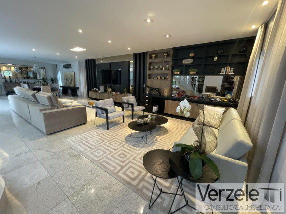 Imagem Casa com 4 Quartos à Venda, 445 m² em Praia Brava - Itajaí