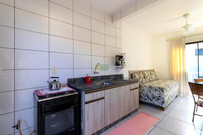 Imagem Apartamento com 2 Quartos para Alugar ou Temporada, 50 m² em Centro - Bombinhas Imagem Apartamento com 2 Quartos para Alugar ou Temporada, 50 m² em Centro - Bombinhas