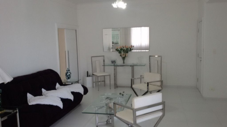 Imagem Apartamento com 4 Quartos à Venda, 235 m² em Pitangueiras - Guarujá