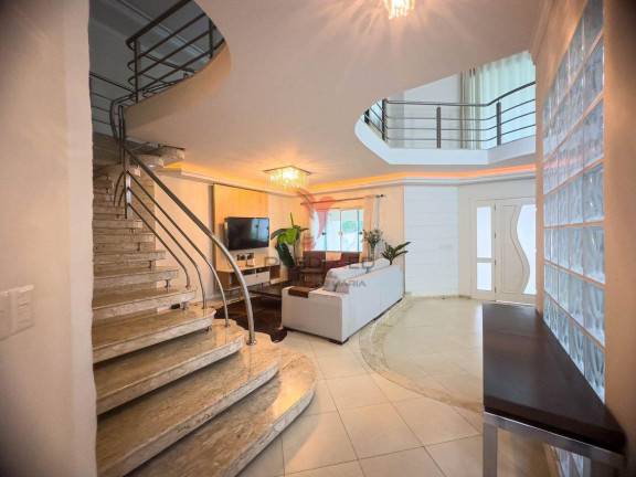 Imagem Casa com 8 Quartos à Venda, 380 m² em Ressacada - Itajaí Imagem Casa com 8 Quartos à Venda, 380 m² em Ressacada - Itajaí