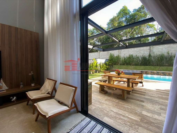 Imagem Casa de Condomínio com 4 Quartos à Venda, 400 m² em Granja Viana - Carapicuíba Imagem Casa de Condomínio com 4 Quartos à Venda, 400 m² em Granja Viana - Carapicuíba