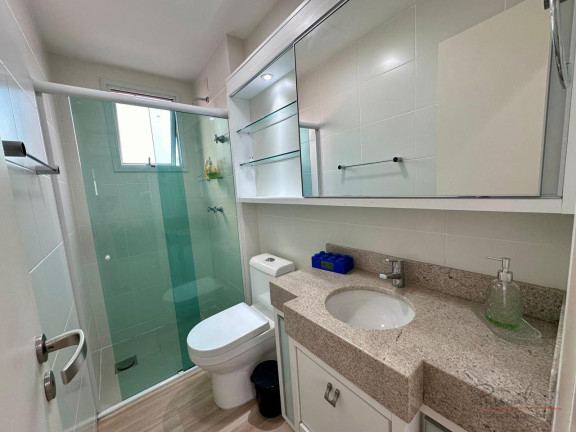 Imagem Apartamento com 3 Quartos à Venda, 217 m² em Centro - Florianópolis Imagem Apartamento com 3 Quartos à Venda, 217 m² em Centro - Florianópolis