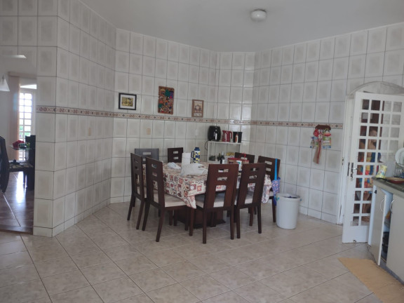Imagem Casa com 5 Quartos à Venda, 340 m² em Setor Habitacional Arniqueira (águas Claras) - Brasília Imagem Casa com 5 Quartos à Venda, 340 m² em Setor Habitacional Arniqueira (águas Claras) - Brasília