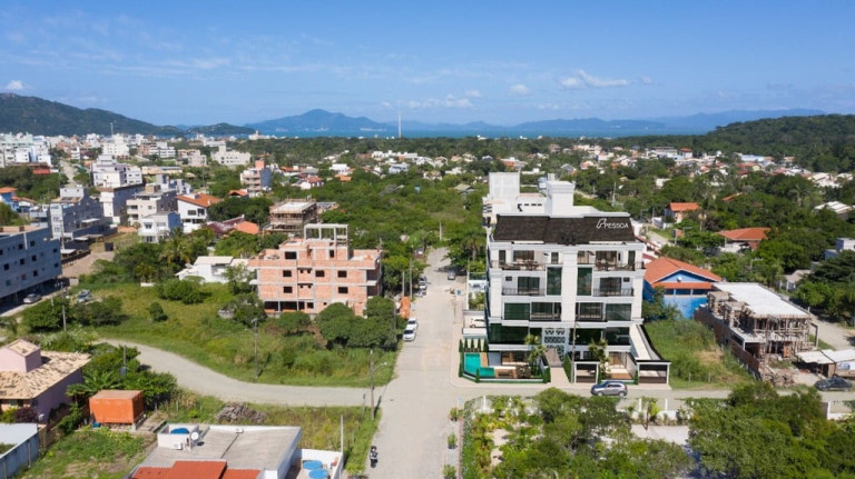 Imagem Apartamento com 2 Quartos à Venda, 70 m² em Bombinhas - Bombinhas