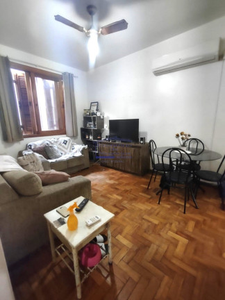 Imagem Imóvel com 2 Quartos à Venda, 53 m² em Camaquã - Porto Alegre