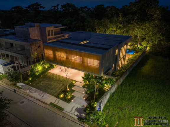 Imagem Casa com 8 Quartos à Venda, 649 m² em Riviera - Bertioga