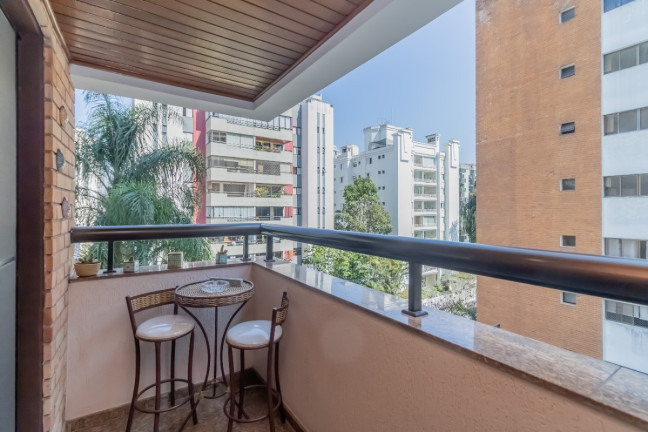 Imagem Apartamento com 3 Quartos à Venda, 123 m² em Real Parque - São Paulo Imagem Apartamento com 3 Quartos à Venda, 123 m² em Real Parque - São Paulo