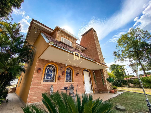Casa com 2 Quartos para Alugar, 254 m² em Putim - São José Dos Campos