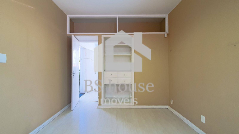 Imagem Sobrado com 8 Quartos para Alugar, 349 m² em Vila Bastos - Santo André
