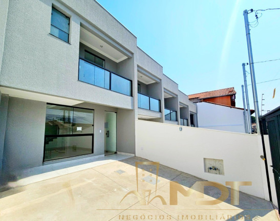 Casa com 2 Quartos à Venda, 110 m² em São João Batista (venda Nova) - Belo Horizonte