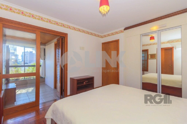 Imagem Apartamento com 3 Quartos à Venda, 190 m² em Auxiliadora - Porto Alegre Imagem Apartamento com 3 Quartos à Venda, 190 m² em Auxiliadora - Porto Alegre