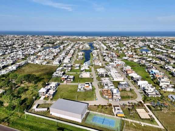 Imagem Casa de Condomínio com 4 Quartos à Venda, 241 m² em Sunset - Xangri-lá Imagem Casa de Condomínio com 4 Quartos à Venda, 241 m² em Sunset - Xangri-lá