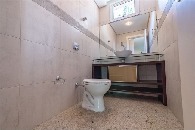 Imagem Casa com 4 Quartos à Venda, em Jurerê Internacional - Florianópolis Imagem Casa com 4 Quartos à Venda, em Jurerê Internacional - Florianópolis