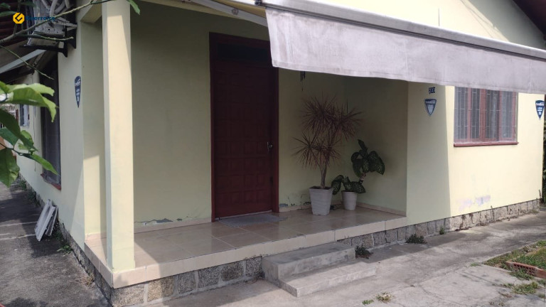 Imagem Casa com 4 Quartos à Venda, 363 m² em Trindade - Florianópolis