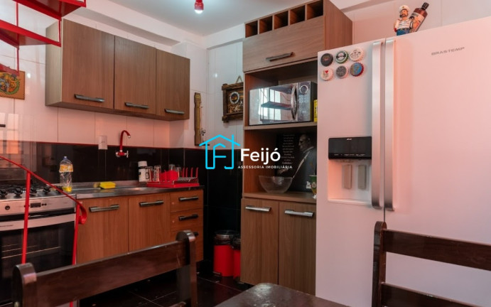 Imagem Casa com 3 Quartos à Venda, 197 m² em Teresópolis - Porto Alegre Imagem Casa com 3 Quartos à Venda, 197 m² em Teresópolis - Porto Alegre