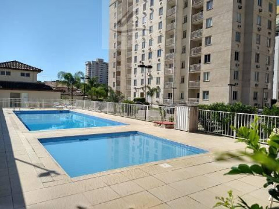 Apartamento com 3 Quartos à Venda, 42 m²