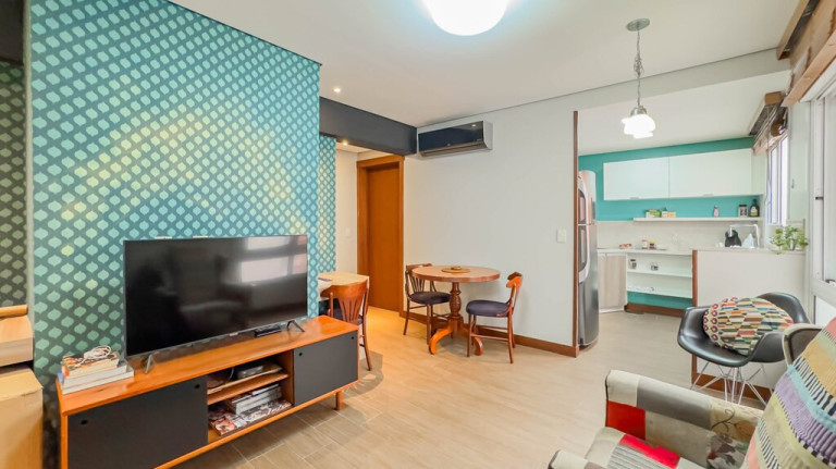 Imóvel com 2 Quartos à Venda,  em Moinhos De Vento - Porto Alegre
