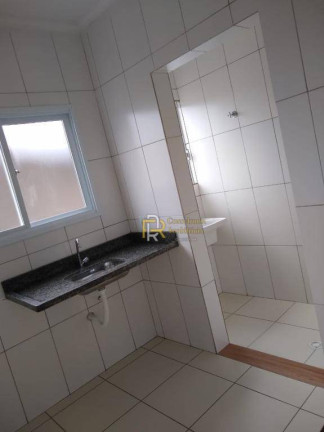 Imagem Casa com 2 Quartos à Venda, 41 m² em Vila Antártica - Praia Grande Imagem Casa com 2 Quartos à Venda, 41 m² em Vila Antártica - Praia Grande