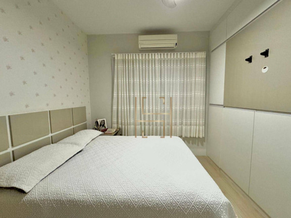 Imagem Casa com 3 Quartos à Venda, 245 m² em Nova Carapina I - Serra Imagem Casa com 3 Quartos à Venda, 245 m² em Nova Carapina I - Serra