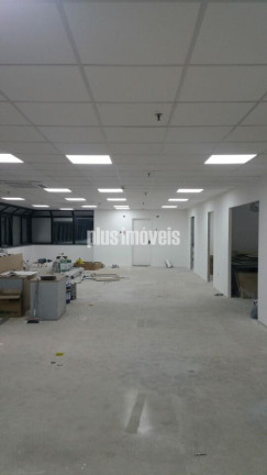 Imóvel Comercial à Venda ou Locação, 200 m² em Brooklin Paulista - São Paulo