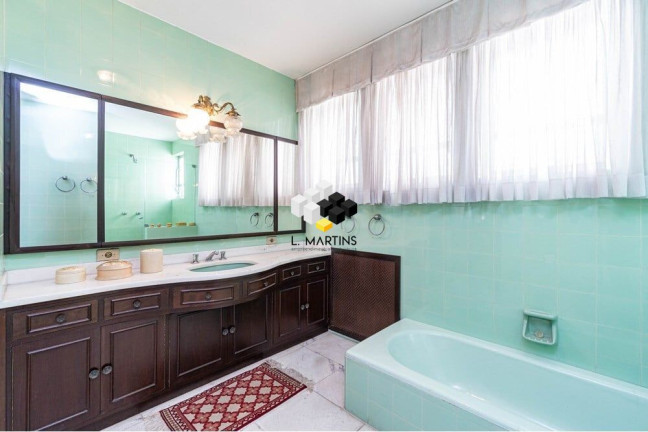 Imagem Apartamento com 4 Quartos à Venda, 277 m² em Auxiliadora - Porto Alegre Imagem Apartamento com 4 Quartos à Venda, 277 m² em Auxiliadora - Porto Alegre