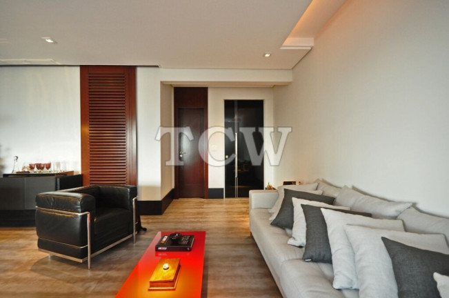 Imagem Apartamento com 3 Quartos à Venda, 177 m² em Aclimação - São Paulo Imagem Apartamento com 3 Quartos à Venda, 177 m² em Aclimação - São Paulo