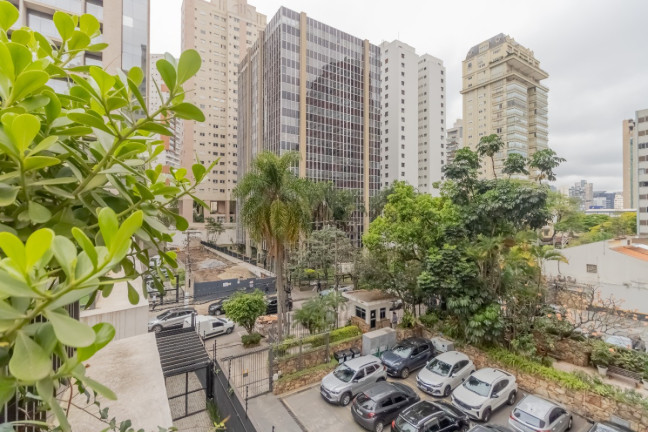 Imagem Casa de Condomínio com 1 Quarto à Venda, 138 m² em Vila Nova Conceição - São Paulo