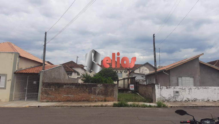 Terreno à Venda,  em Centro - Gália