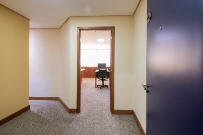 Imagem Sala Comercial à Venda, 37 m² em Três Figueiras - Porto Alegre