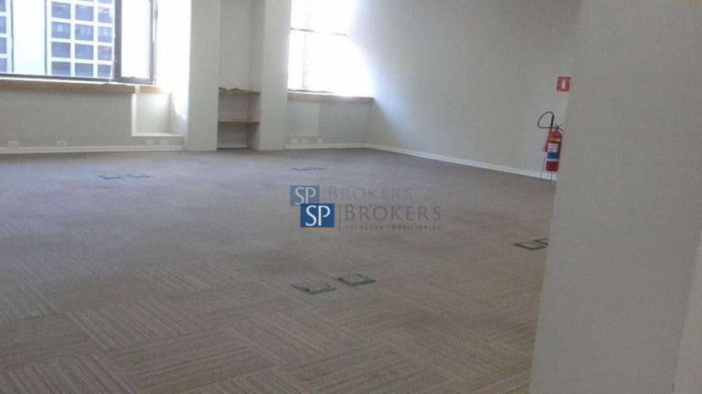 Imagem Sala Comercial à Venda ou Locação, 374 m² em Brooklin - São Paulo