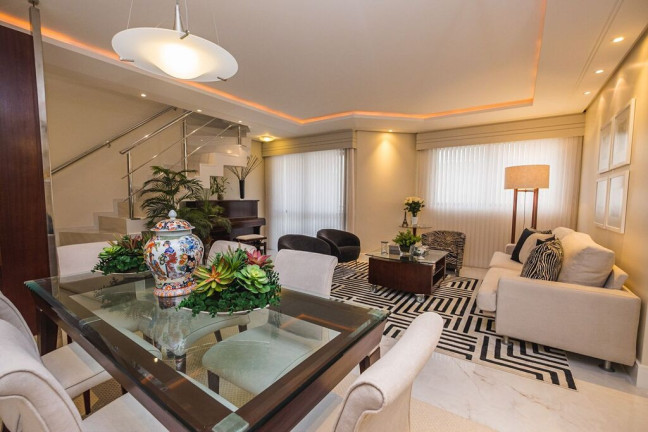Imagem Apartamento com 3 Quartos à Venda, 277 m² em Agronômica - Florianópolis