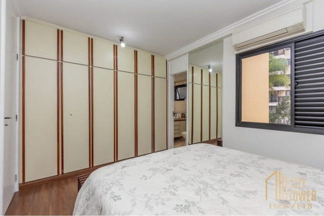 Imagem Apartamento com 3 Quartos à Venda, 101 m² em Moema - São Paulo Imagem Apartamento com 3 Quartos à Venda, 101 m² em Moema - São Paulo