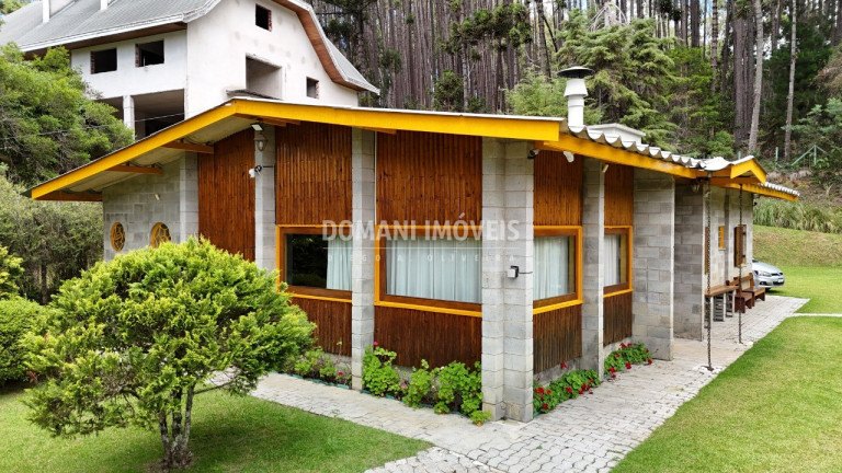 Imagem Casa com 4 Quartos à Venda, 190 m² em Região Do Jardim Do Embaixador - Campos Do Jordão