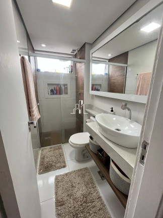 Imagem Apartamento com 2 Quartos à Venda, 58 m² em Cidade De Deus - Rio De Janeiro Imagem Apartamento com 2 Quartos à Venda, 58 m² em Cidade De Deus - Rio De Janeiro