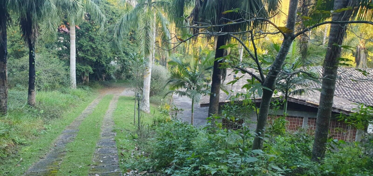Imagem Chácara com 4 Quartos à Venda, 404 m² em Chácaras Copaco - Arujá
