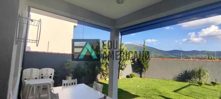 Imagem Casa com 3 Quartos à Venda, 219 m² em Recreio Maristela - Atibaia Imagem Casa com 3 Quartos à Venda, 219 m² em Recreio Maristela - Atibaia