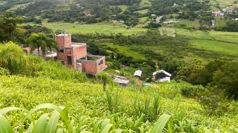 Imagem Terreno à Venda, 1.000 m² em Macacu - Garopaba Imagem Terreno à Venda, 1.000 m² em Macacu - Garopaba