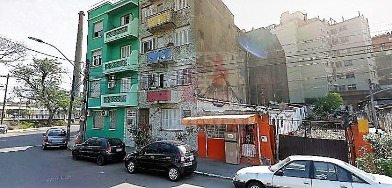 Terreno à Venda, 356 m² em Centro - Porto Alegre