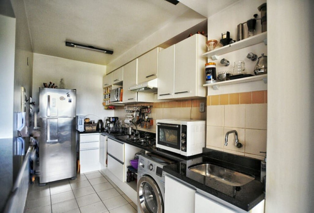 Imagem Imóvel com 3 Quartos à Venda, 88 m² em Vila Ipiranga - Porto Alegre