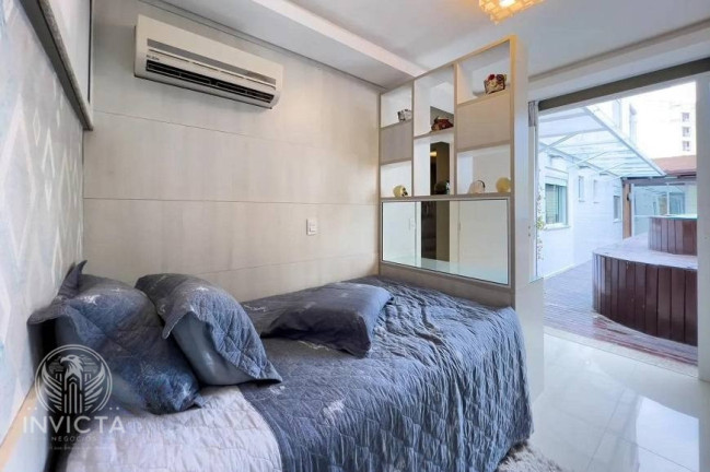 Apartamento com 3 Quartos à Venda, 200 m² em Centro - Balneário Camboriú