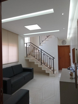 Imagem Casa com 3 Quartos à Venda, 120 m² em Vila São Geraldo - Taubaté