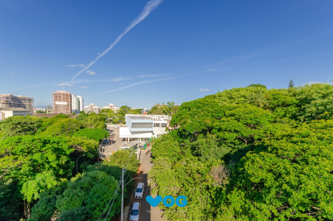 Imagem Imóvel com 3 Quartos à Venda, 252 m² em Três Figueiras - Porto Alegre Imagem Imóvel com 3 Quartos à Venda, 252 m² em Três Figueiras - Porto Alegre