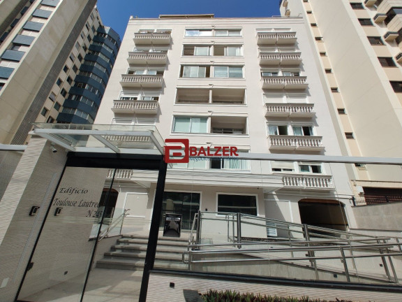 Apartamento com 3 Quartos à Venda, 122 m² em Centro - Florianópolis